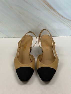 CHANEL Beige Leather Slingback Pumps with Black Cap Toe